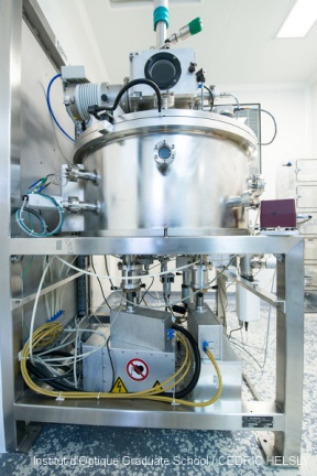 machine de dépôt de couches minces par pulvérisation magnetron